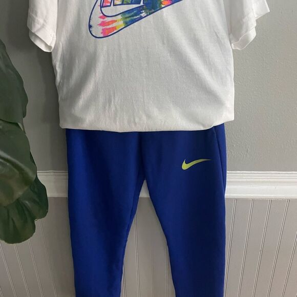 Nike boys Tye Dye White Blue T-shirt and Jogger outfit Bundle size 7 - Picture 6 of 9